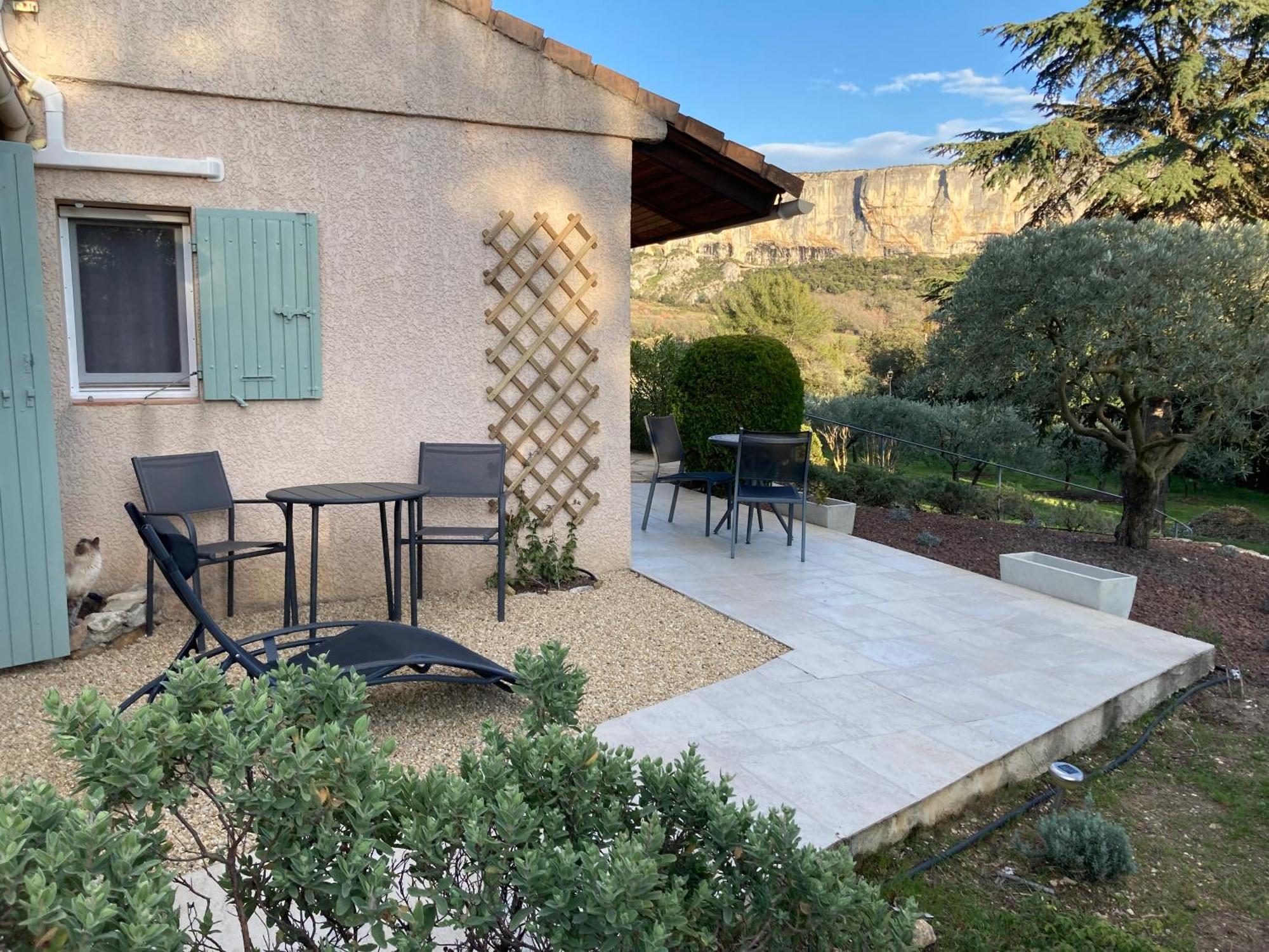 Les Cistes Villa Lioux Exterior photo
